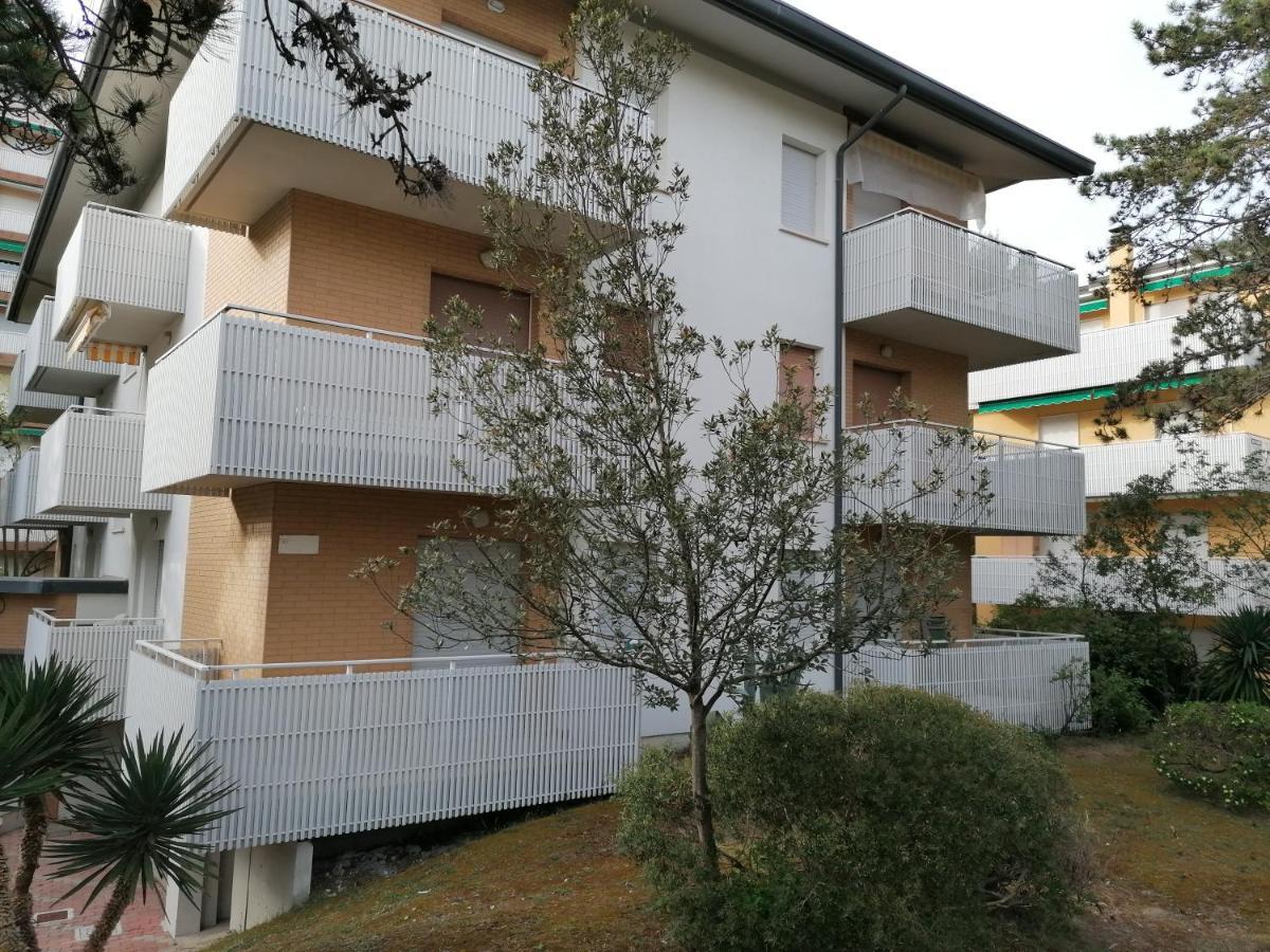 Condominio Rosa リニャーノ・サッビアドーロ エクステリア 写真